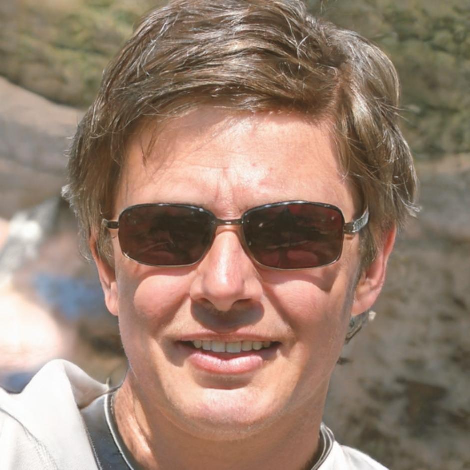 Dr. Michael Brenner - Finanzexperte